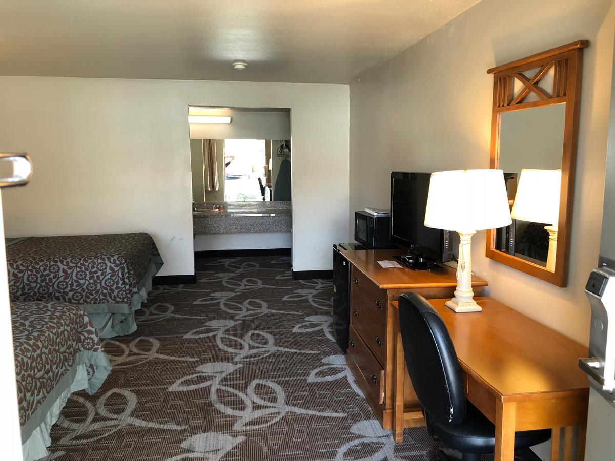 Days Inn By Wyndham Provo Eksteriør billede