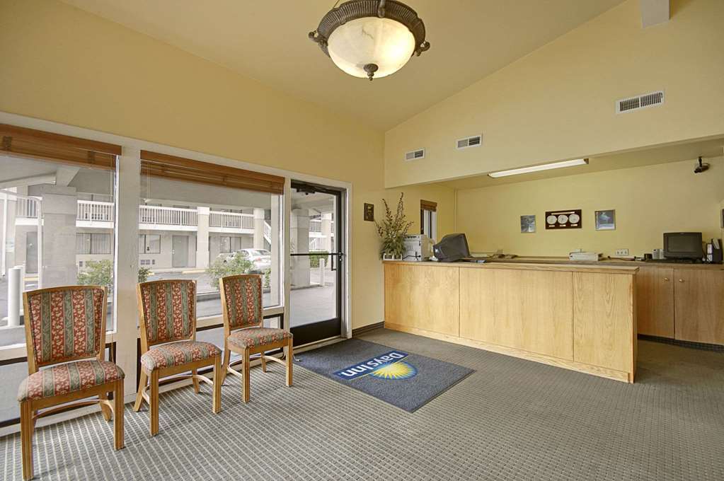Days Inn By Wyndham Provo Interiør billede